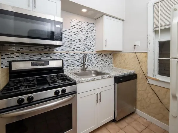 53 Main St #2, Cohoes, NY 12047