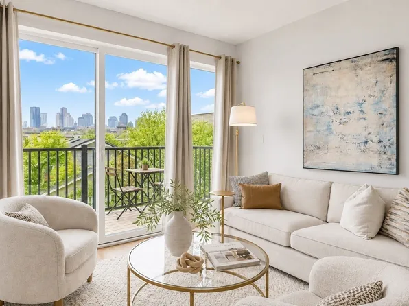 205 Maverick St #U308, Boston, MA 02128