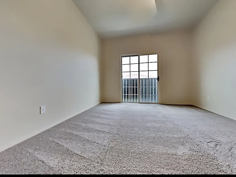 4703 E Waterman St #0 — Photo 10