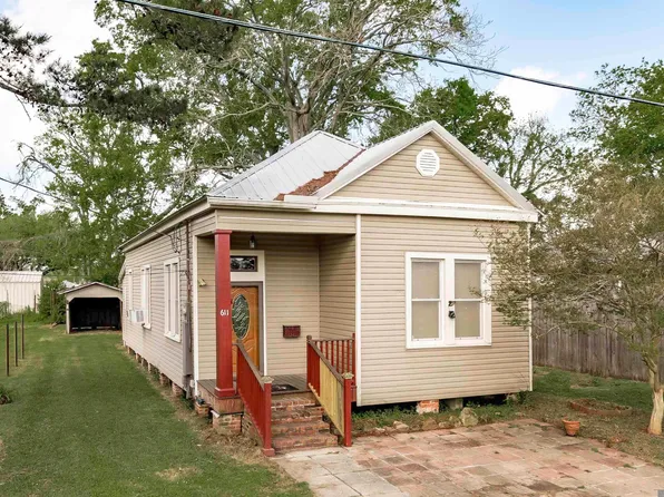 611 Poydras St, New Roads, LA 70760