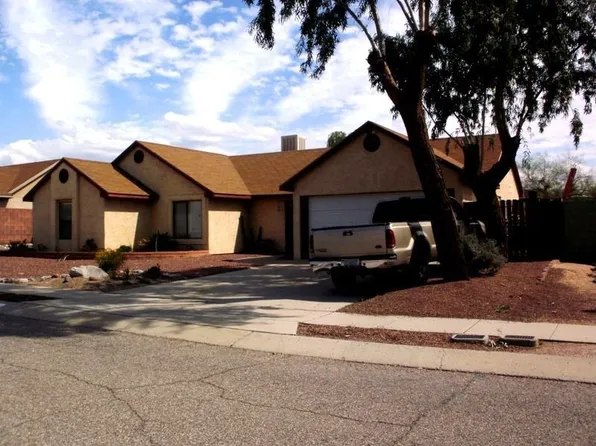 4801 W Waterbuck Dr, Tucson, AZ 85742