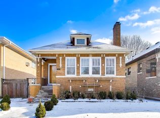 8723 Callie Ave, Morton Grove, IL 60053