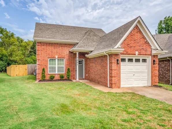 7880 Windy Willow Rd, Memphis, TN 38125
