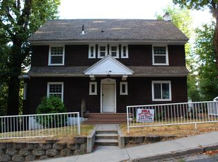 1005 NE Maple St, Pullman, WA 99163