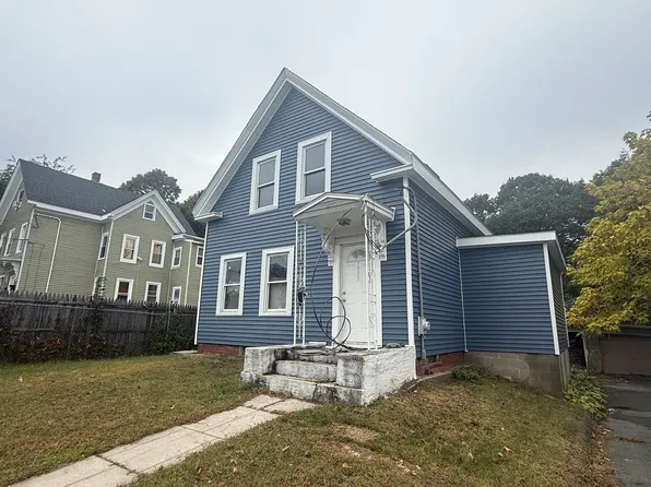 105 Ford St, Brockton, MA 02301