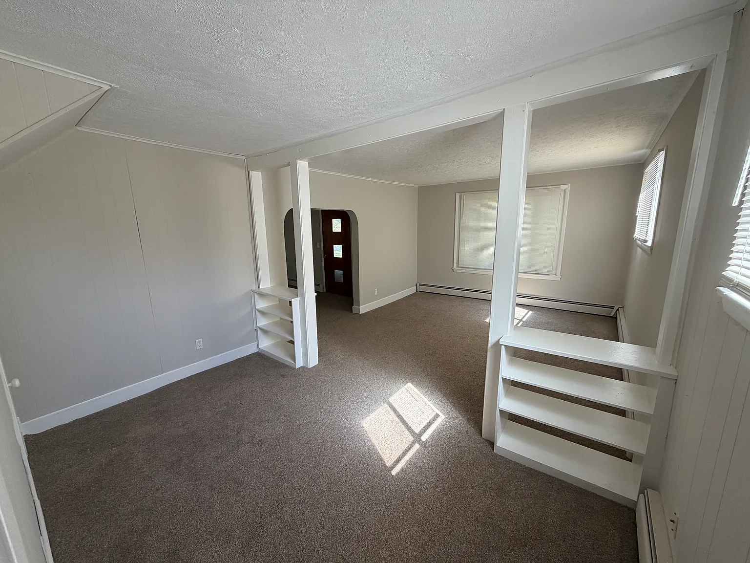 2 bed, 1100 sqft, $1,400 — Photo 4
