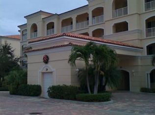 29 Harbour Isle Dr #101, Fort Pierce, FL 34949
