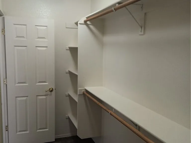 1250 E Bourbon St #4 — Photo 12