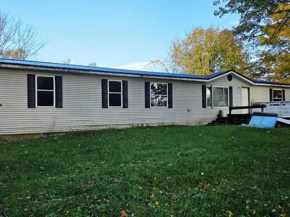 11640 W Deerfield Rd, Remus, MI 49340