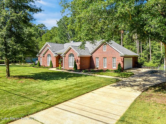 3rd image of 589 Deer Run Rd