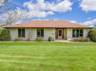 8558 W Highpoint Rd, Yorkville, IL 60560