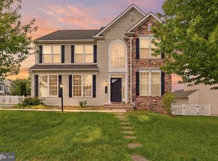 3741 Stonehouse Ln, Dover, PA 17315