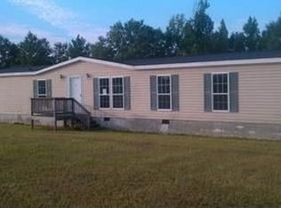 212 Weatherstone Dr, Sandersville, GA 31082