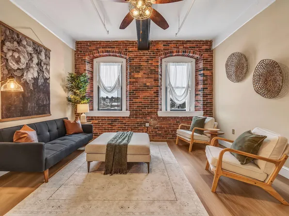 1 Saco Island #111, Saco, ME 04072