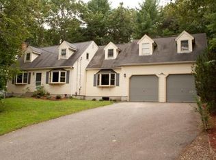 6 Blueberry Ln, Franklin, MA 02038
