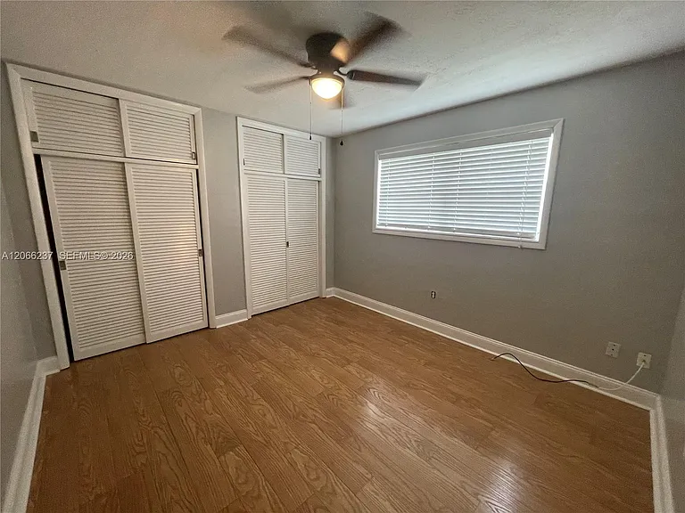 9301 SW 54th St — Photo 21