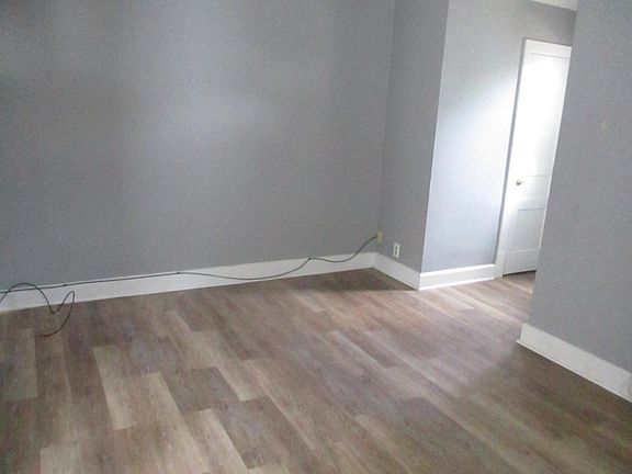 2nd image of 718-720 Poplar Ave