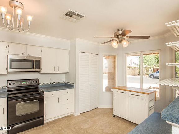 4th image of 632 N Dustin Ln