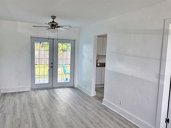 5th image of 4201 NW 12th Avenue