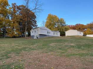 5065 N Oakley Rd, Argenta, IL 62501