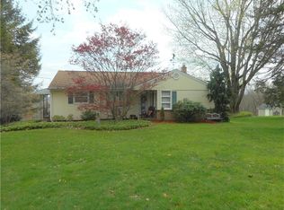 2708 Graceland Rd, New Castle, PA 16105