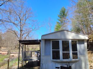 662 Tivis Rdg, Haysi, VA 24256