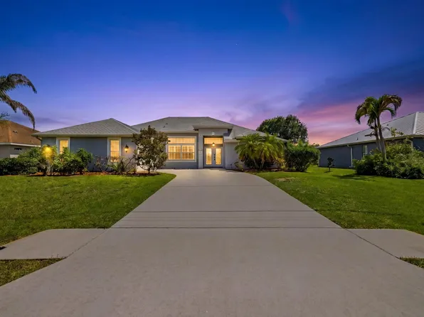 474 SW Carter Avenue, Port St Lucie, FL 34983