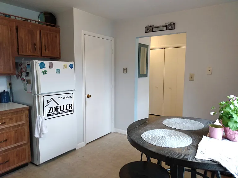 2860 Fillmore Dr — Photo 5