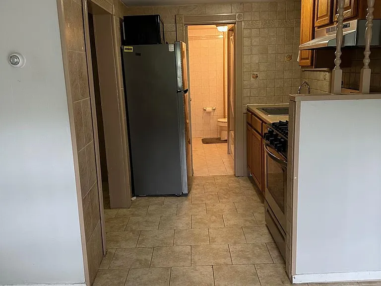 7 Yucca Rd #LOWER — Photo 4