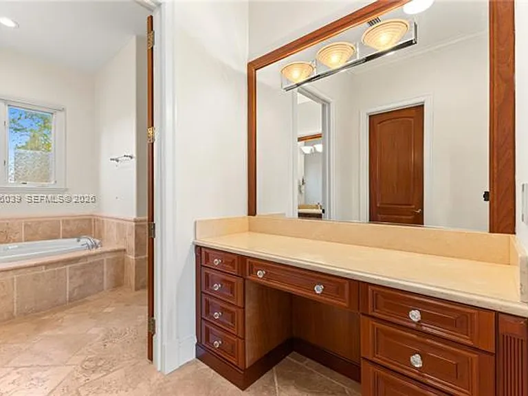 1410 Tagus Ave #1410 — Photo 28