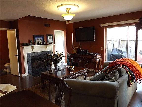 4th image of 3012 Greenspoint Dr Unit 3012