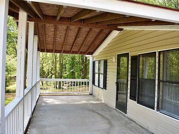 4th image of 350 Old Mill Dr