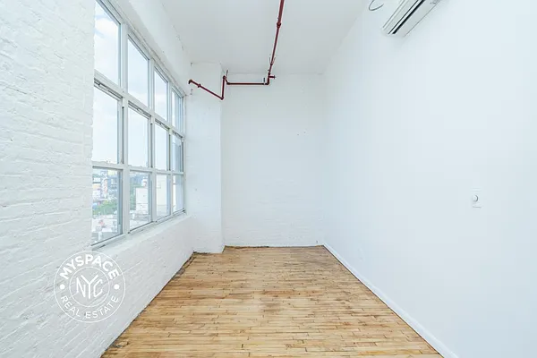 Rented by MySpaceNYC | media 16