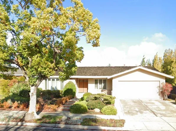 21805 Hyannisport Dr, Cupertino, CA 95014