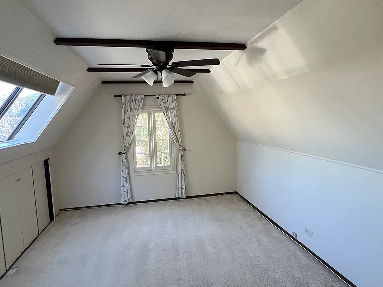 481 Rosemont St — Photo 6