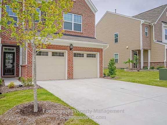2nd image of 420 Durants Neck Ln