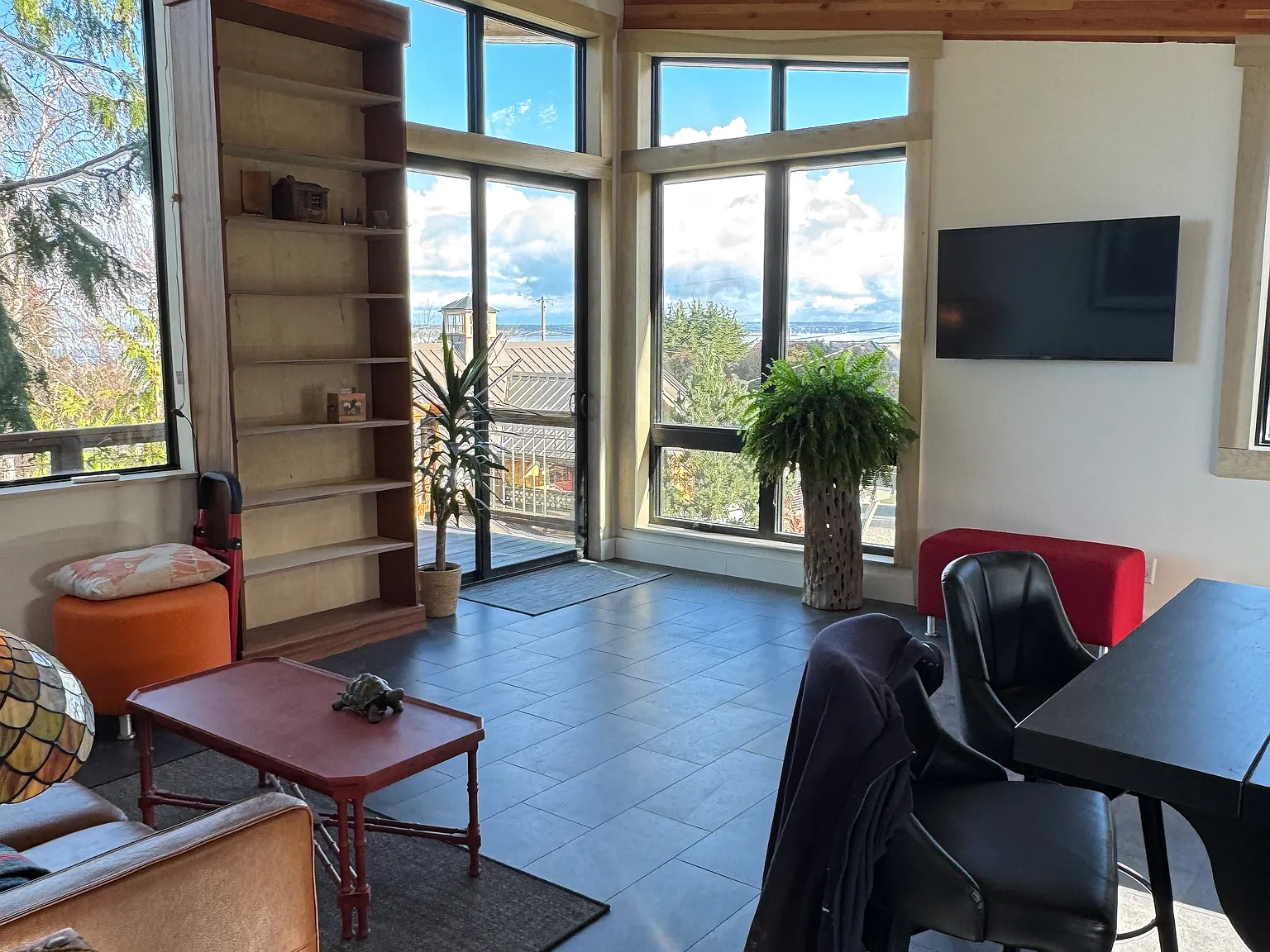 1 bed, 650 sqft, $2,500 — Photo 3