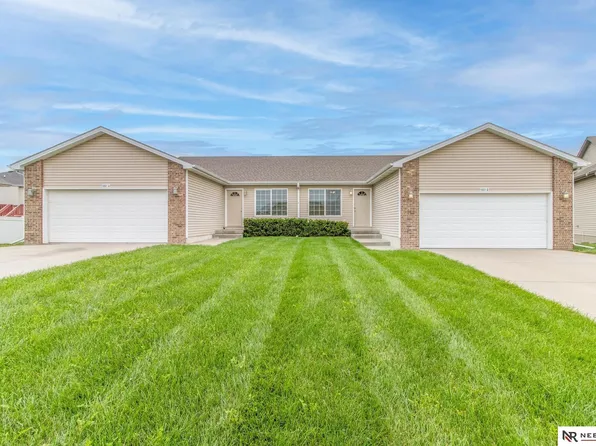 6661 Grays Peak Ct, Lincoln, NE 68521