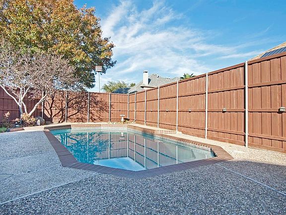 4th image of 2161 Bunker Hill Cir