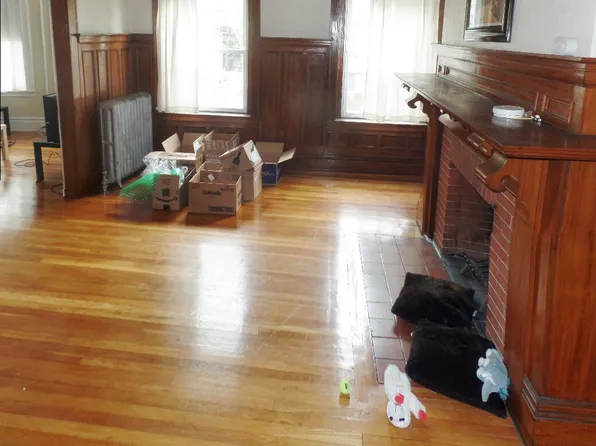 141 Fuller St #1, Brookline, MA 02446