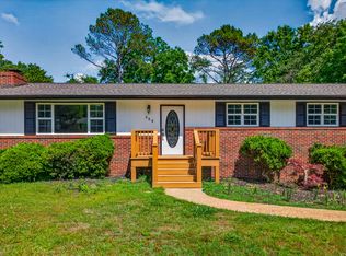 968 W Circle Dr, Rossville, GA 30741