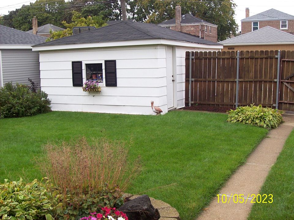 2nd image of 3514 S 56th Ct