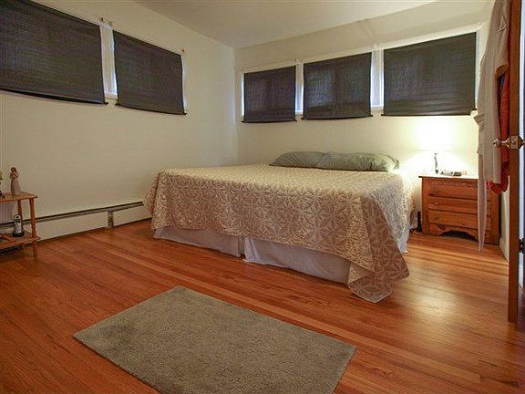 5th image of 502 Mountain View Ave