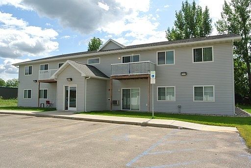 2nd image of 825 43rd St SE #101