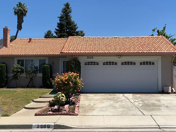 2nd image of 3506 Chamberlain Dr