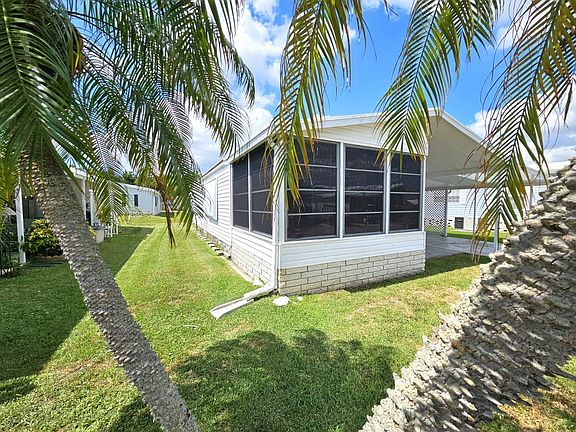 3rd image of 17100 Tamiami Trl #218
