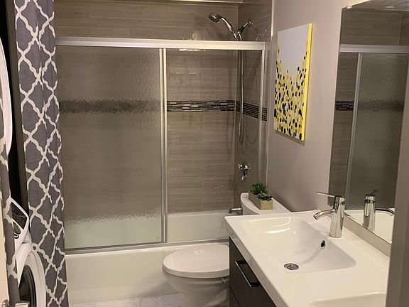 3rd image of 500 Washington St APT 502