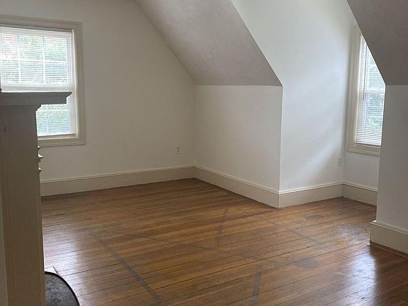 4th image of 112 Waterman St Unit 7
