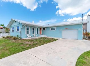 9291 Lake Dr, Englewood, FL 34224