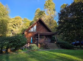 4295 N Manning Rd, Holley, NY 14470